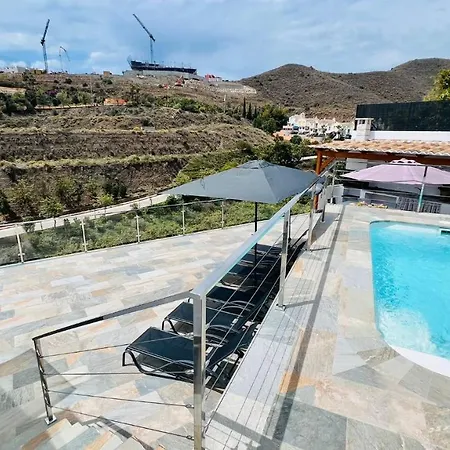 Villa Casa De La Abuela Tamango Hill *